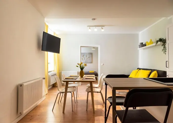 Cosy Two Br Self Checkin Street Parking * 柏林