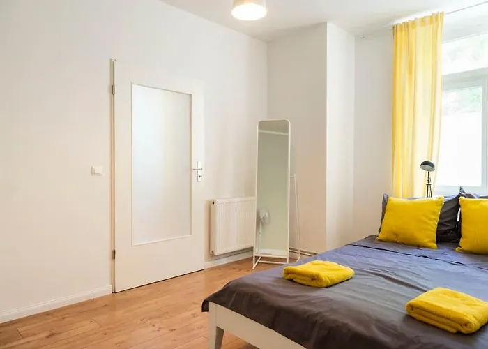 Apartamento Cosy Two Br Self Checkin Street Parking Berlim